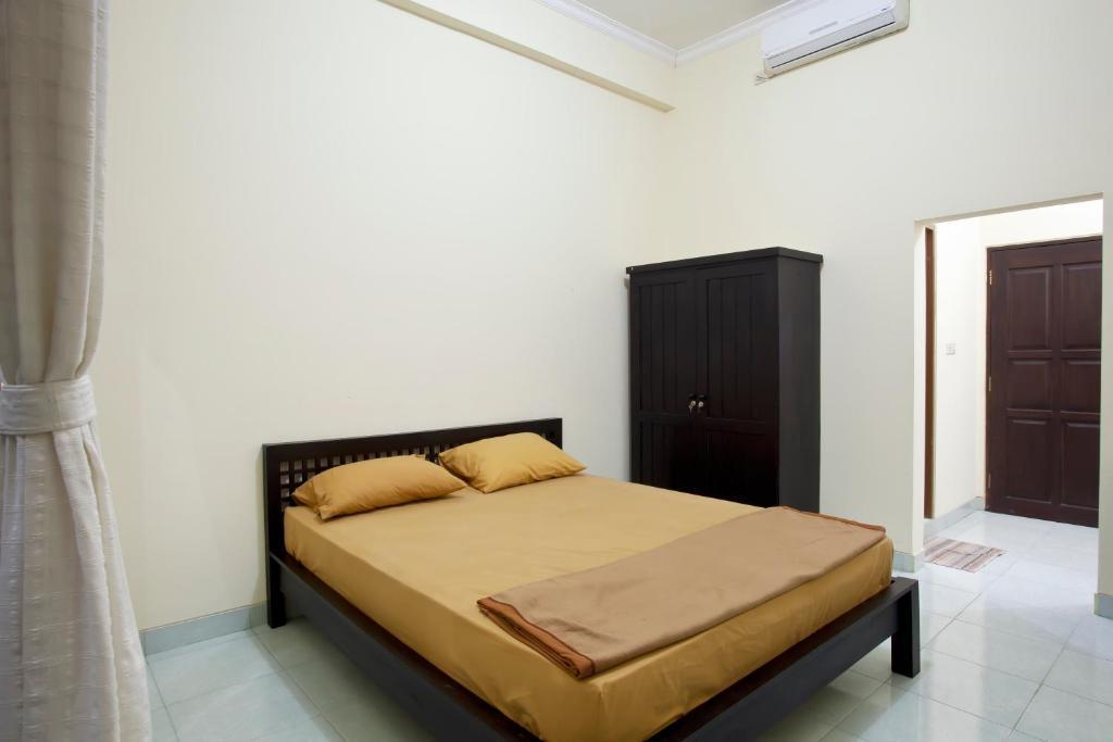 Hotel Pondok Taman 828 Denpasar Zimmer foto